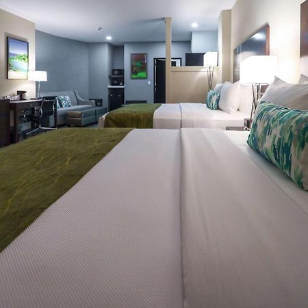 Comfort Inn & Suites Tobago Signal Hill Eksteriør billede